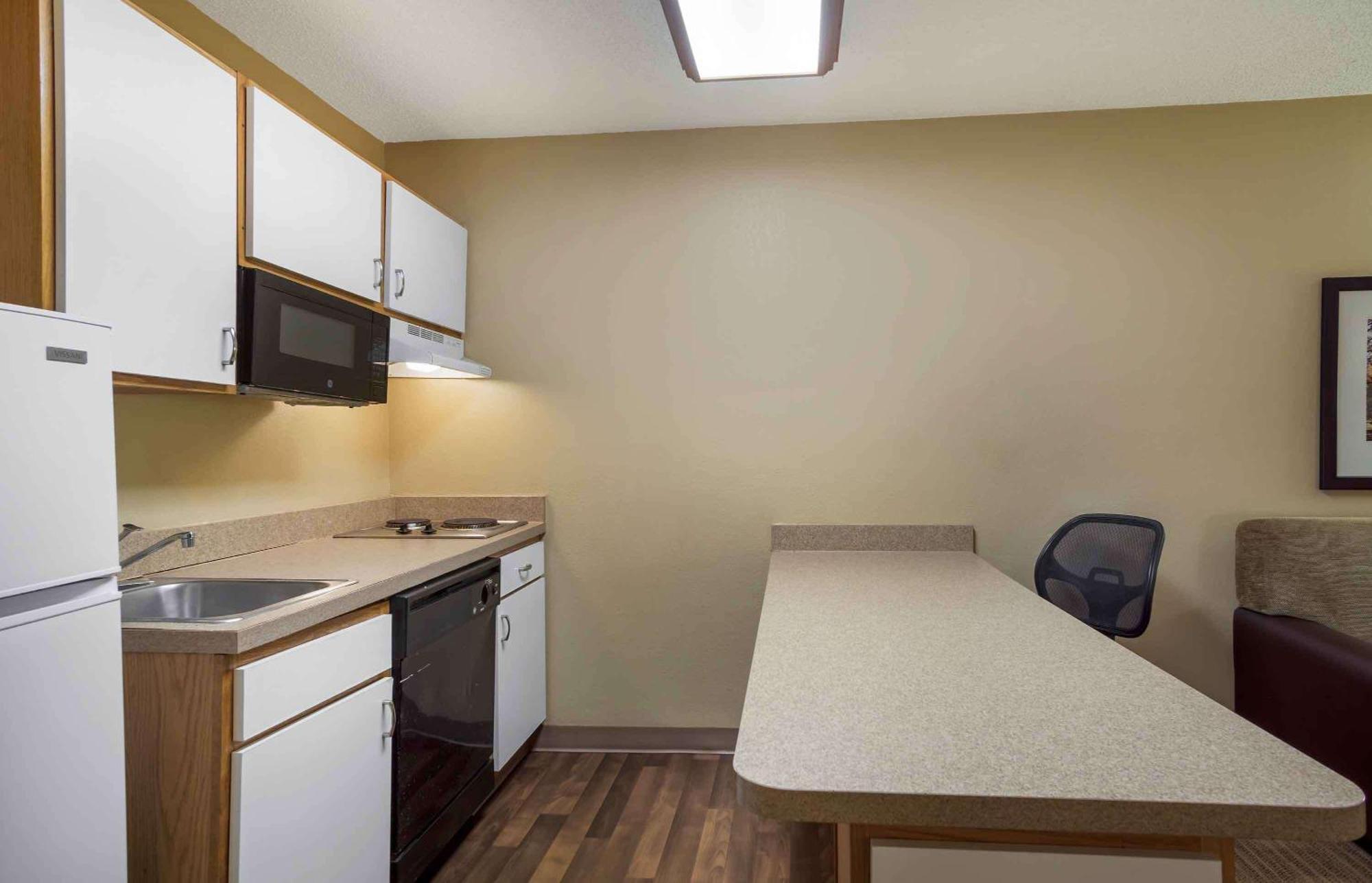 Extended Stay America Select Suites - Jacksonville Salisbury Rd Southpoint מראה חיצוני תמונה