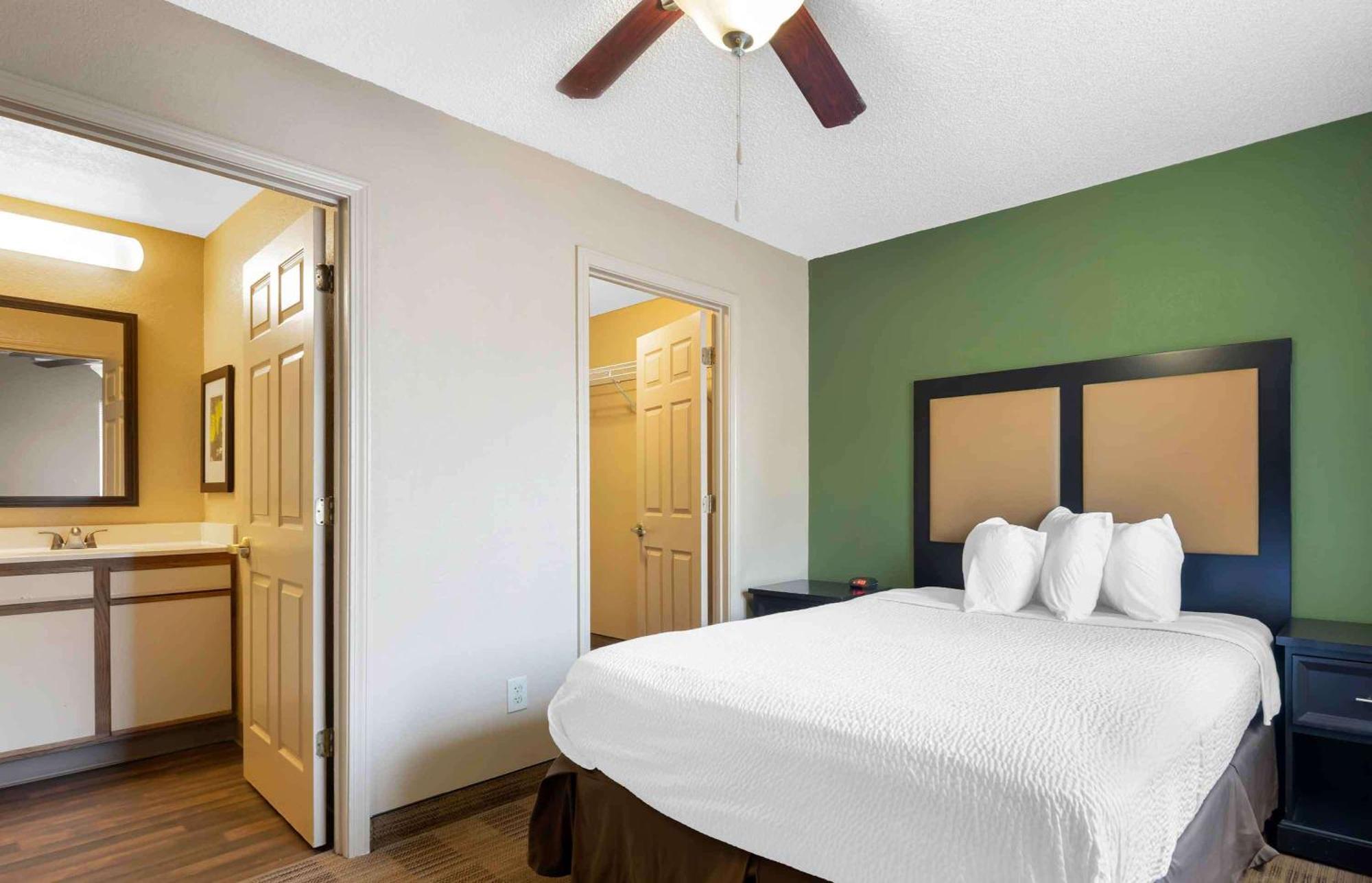 Extended Stay America Select Suites - Jacksonville Salisbury Rd Southpoint מראה חיצוני תמונה