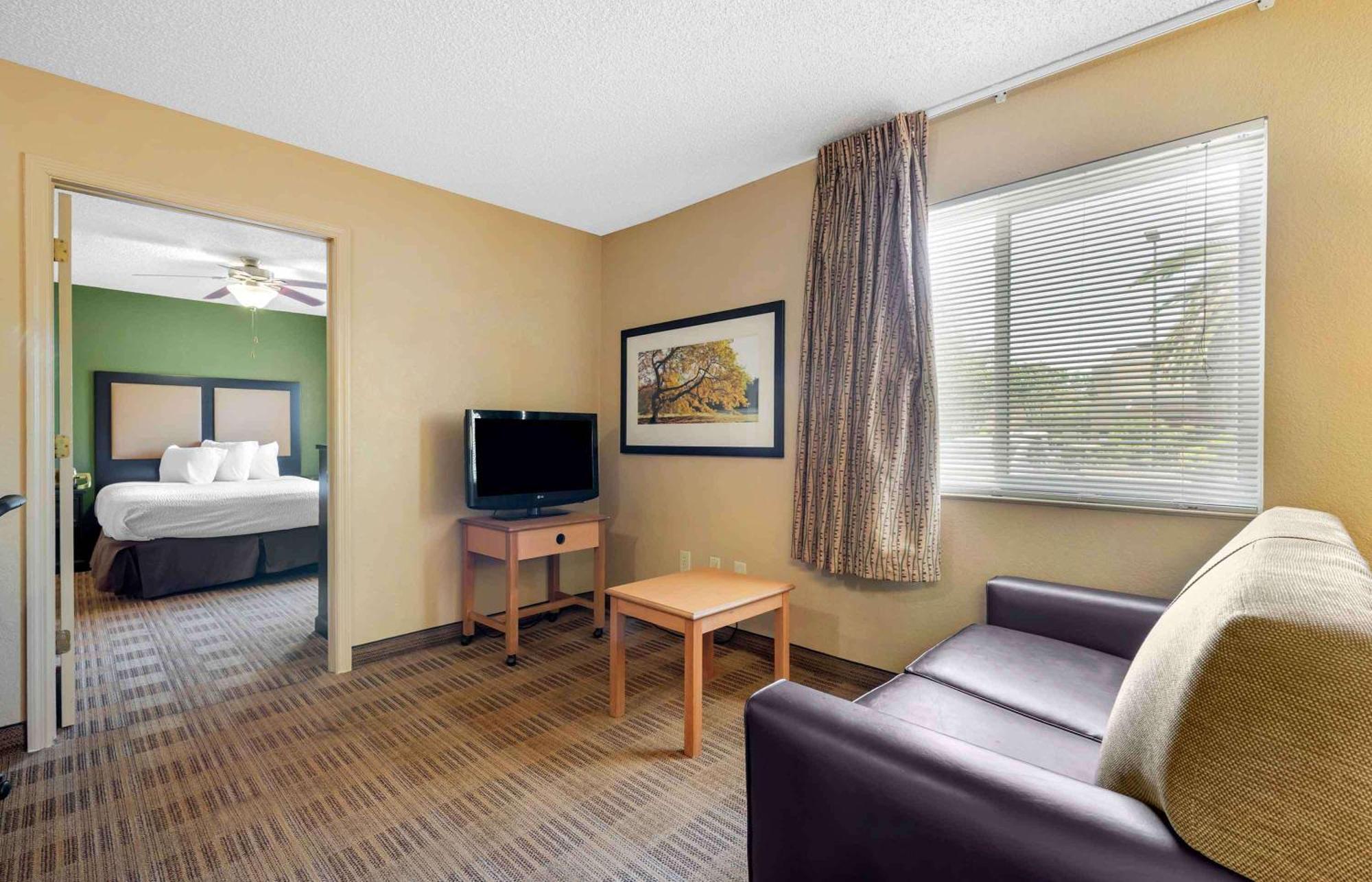 Extended Stay America Select Suites - Jacksonville Salisbury Rd Southpoint מראה חיצוני תמונה