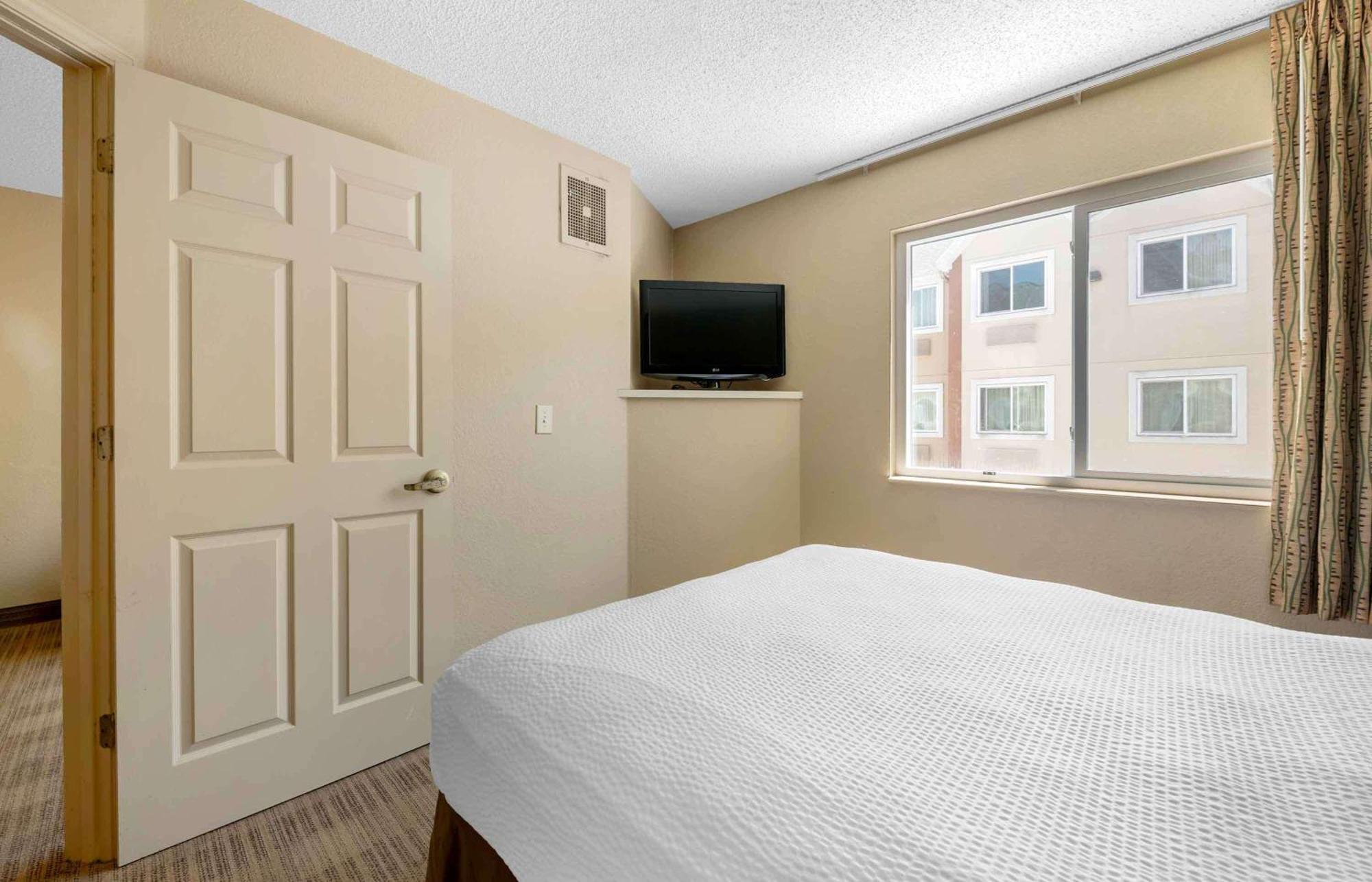 Extended Stay America Select Suites - Jacksonville Salisbury Rd Southpoint מראה חיצוני תמונה